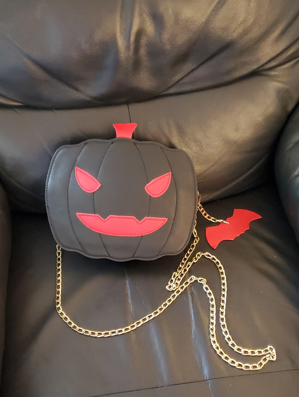 Halloween Purse Crossbody Gold Chain Black & Red Eyes Jack O Lantern Pumpkin Bag